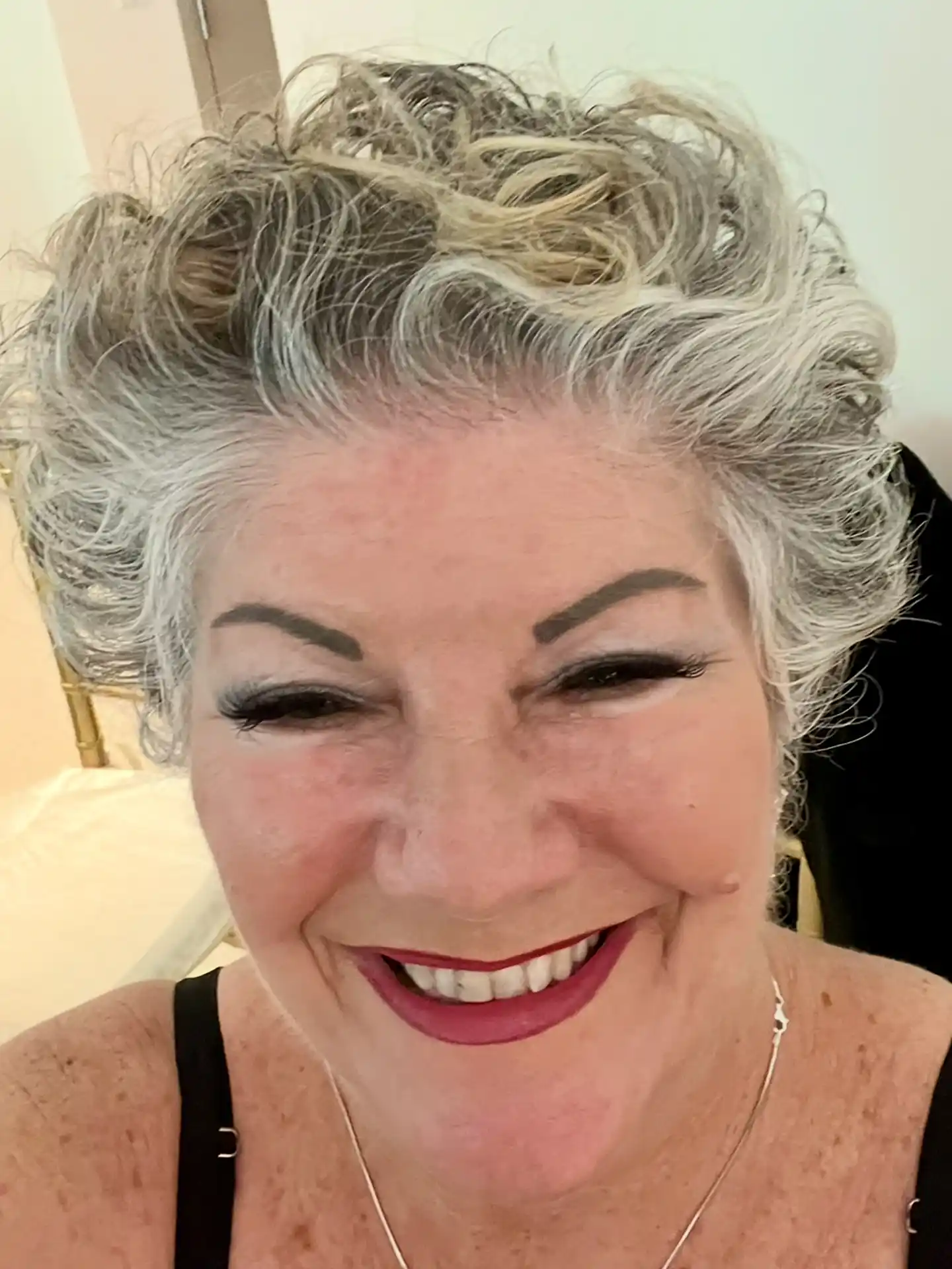 Susie Alter headshot